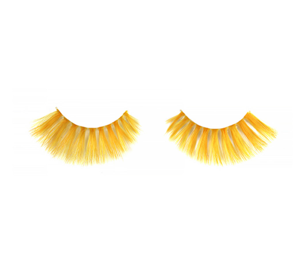 Yellow faux mink 3D thick and wispy lash extension.